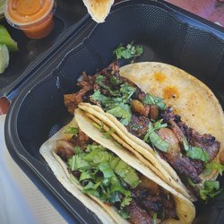 Tacos Tumbras - Al pastor tacos