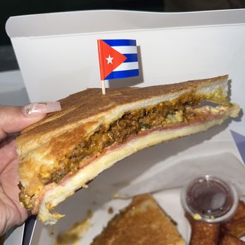 El Magico - Miami chop cheese - Dominican Near Me - Tampa, Florida El Magico - Miami chop cheese - Dominican Near Me - Tampa, Florida
