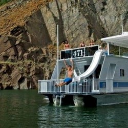 Lake Oroville Marina - Houseboat slides are so much fun!