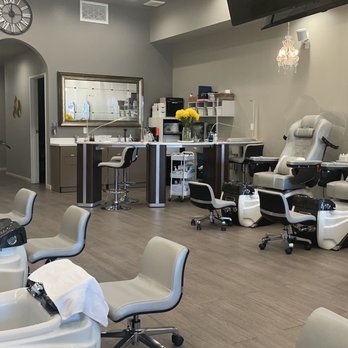 Spa de Rejuvenation - Super clean - Nail Salons Near Me - Santa Monica, California