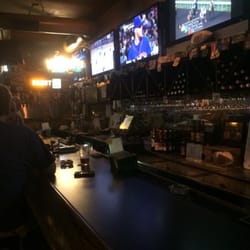 Legends Pub - Sports bar