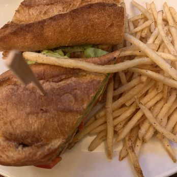 Billy Hicks - Blackened Chicken Sandwich and Shoestring Fries - American Near Me - Washington, DC, District of Columbia