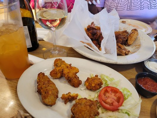 Angelo's Pizza Restaurant Seafood & Steamer Bar by null