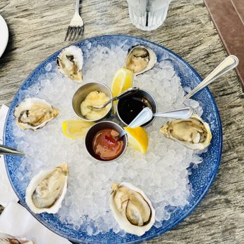 Moonshadows - Oysters - Seafood Near Me - Malibu, California