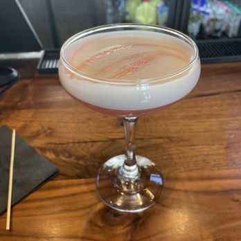 The Darwin Hotel - Sour cocktail - Hotels Near Me - Atlanta, Georgia