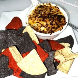 Z Two Restaurant Diner and Lounge - Crock Chili Bowl