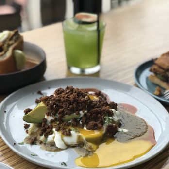 Alta Calidad - Huevos Divorciados - Mexican Near Me - Brooklyn, New York