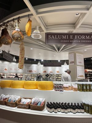 Eataly by null