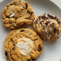 White Chocolate Macadamia