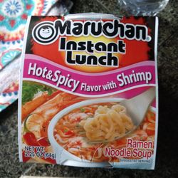 China Star - I would really love to you guys to follow me,  like and, comment on the the thing I post. Eating noodle at home