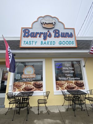 Barry’s Buns by null