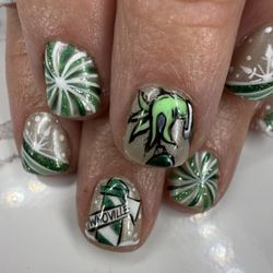 Jaelene Sait Quoi - Structured mani with very detailed design