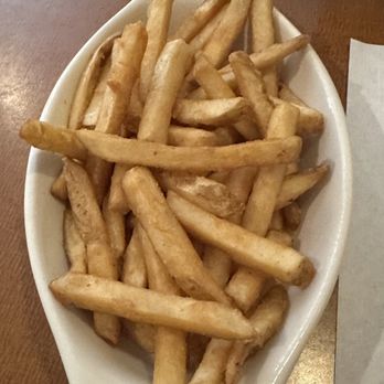 Persichetti's Restaurant - Delicious, crispy French fries - Seafood Near Me - Jeannette, Pennsylvania