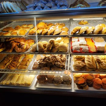 El Aguila Bakery - Mexican sweet bread. - Bakeries Near Me - Los Angeles, California