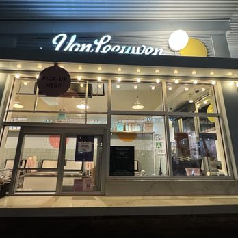 Van Leeuwen Ice Cream - The Point - Vegan Near Me - El Segundo, California Van Leeuwen Ice Cream - The Point - Vegan Near Me - El Segundo, California