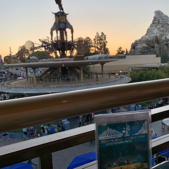 Tomorrowland Skyline Lounge - Skyline lounge June 2022 - Amusement Parks Near Me - Anaheim, California Tomorrowland Skyline Lounge - Skyline lounge June 2022 - Amusement Parks Near Me - Anaheim, California