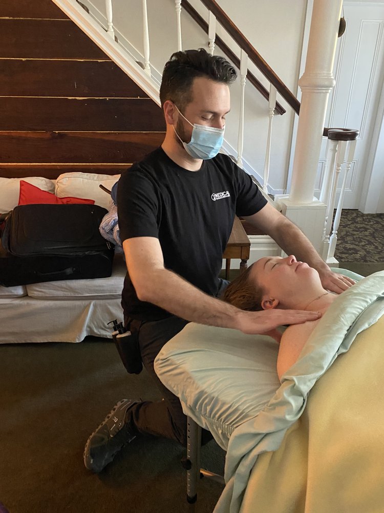 Wine Roads Mobile Massage Logo