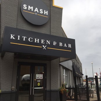 Smash - Patio seating available - Bars Near Me - Whitby, Ontario