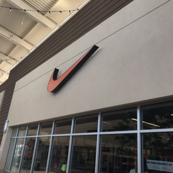 nike outlet glendale