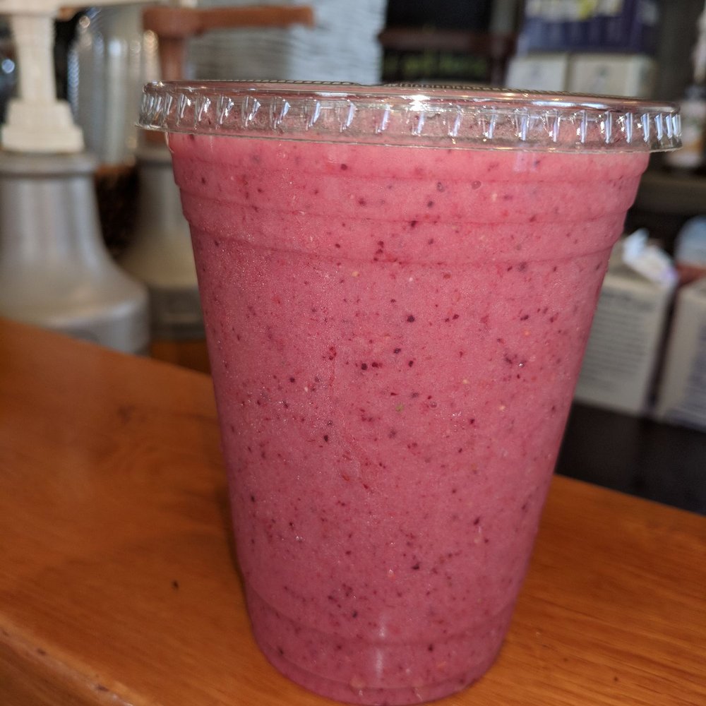 Espresso Love - Berry smoothie - Coffee & Tea Near Me - Edgartown, Massachusetts