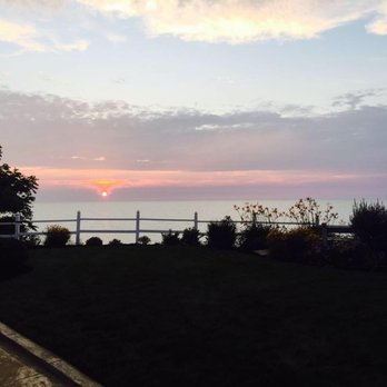 True Landscaping - Perfectly captured sunset on our beautiful Lake Erie! - Landscaping Near Me True Landscaping - Perfectly captured sunset on our beautiful Lake Erie! - Landscaping Near Me
