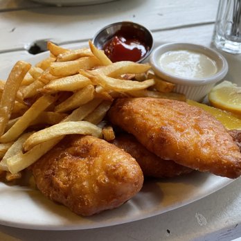 Amsterdam Ale House - Fish & Chips - Pubs Near Me - New York, New York