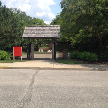 Shiojiri Niwa - Very unassuming entrance - Parks Near Me - Mishawaka, Indiana Shiojiri Niwa - Very unassuming entrance - Parks Near Me - Mishawaka, Indiana