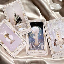 Enchanted Psychic & Love Advisor - Tarot spread