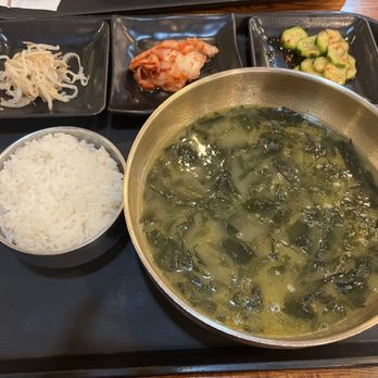 Wi Spa - Seaweed clam stew - Day Spas Near Me - Los Angeles, California Wi Spa - Seaweed clam stew - Day Spas Near Me - Los Angeles, California