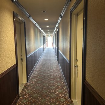 Uptown Motel - Upstairs hallway to the right - Hotels Near Me - Kenai, Alaska Uptown Motel - Upstairs hallway to the right - Hotels Near Me - Kenai, Alaska