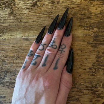Trendy Nails & Lash - Eyelash Service Near Me - Denver, Colorado