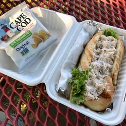 Sea Basket - Fresh Maine Crab Roll