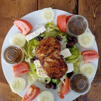 Lantern - Greek salad with chicken - Pizza Near Me - Yorktown, Virginia Lantern - Greek salad with chicken - Pizza Near Me - Yorktown, Virginia