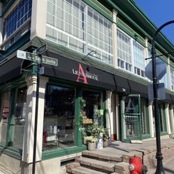 Epicerie Urbaine le St-Amour - Store front