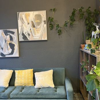 Makario Coffee Roasters - Coffee & Tea Near Me - Everett, Washington