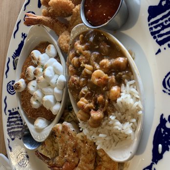 FD's Grillhouse - FDS combo grilled lemon butter shrimp. Crawfish etouffee. Fried shrimp. Sweet potato casserole - American Near Me - Tyler, Texas