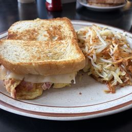 Breakfast Sandwich