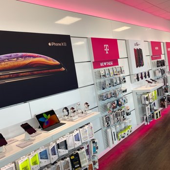 T-Mobile Experience Store - Beautiful display wall! - Mobile Phones Near Me - Tacoma, Washington