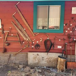 Butterfly Lodge Museum - Equipment of history - cool to see this!