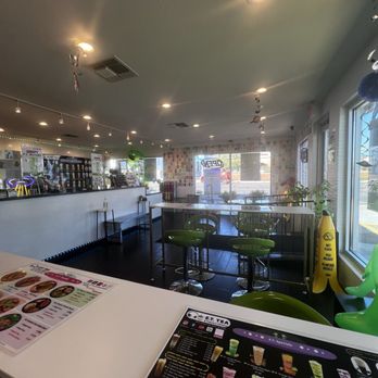 E T Tea & Popcorn Chicken - Inside of restaurant - Bubble Tea Near Me - Mesa, Arizona E T Tea & Popcorn Chicken - Inside of restaurant - Bubble Tea Near Me - Mesa, Arizona