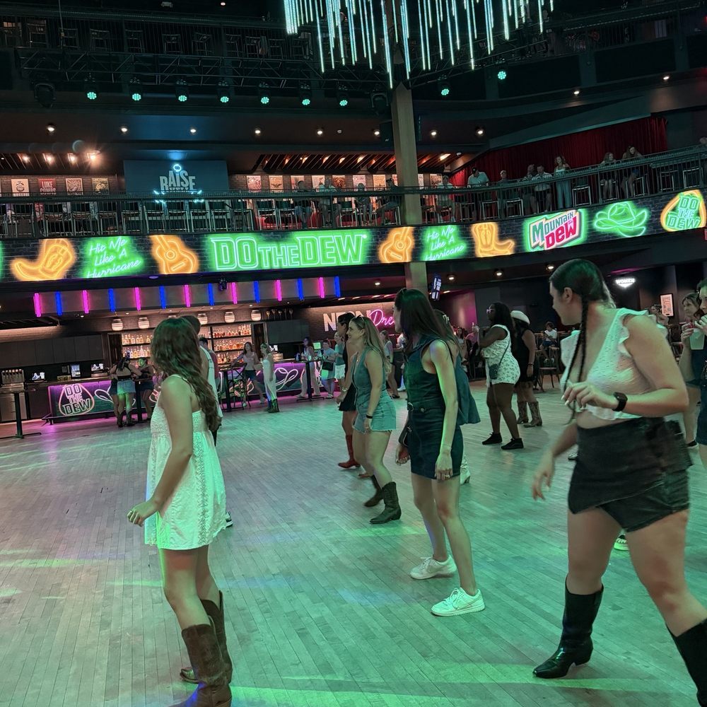 Category 10 - Line dancing - Bars Near Me - Nashville, Tennessee Category 10 - Line dancing - Bars Near Me - Nashville, Tennessee