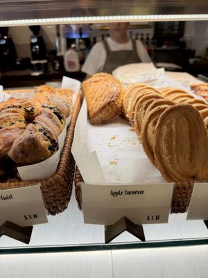 Un je ne sais Quoi... by null