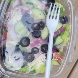 Calm N Ground - Greek salad