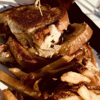 Loch Bar - Crab Grill Cheese - Seafood Near Me - Baltimore, Maryland