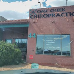 Oak Creek Chiropractic - Picture of the front of the clinic.
