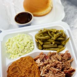 Mot's Barbeque - Pork dinner with hash and rice and two sides!