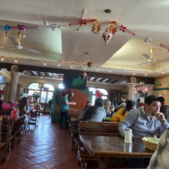 Birriería Guanajuato - The dining area - Mexican Near Me - Tijuana, BCN Birriería Guanajuato - The dining area - Mexican Near Me - Tijuana, BCN