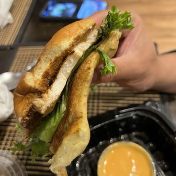 Super Chix - Blacken chicken sandwich - Chicken Shop Near Me - Federal Way, Washington