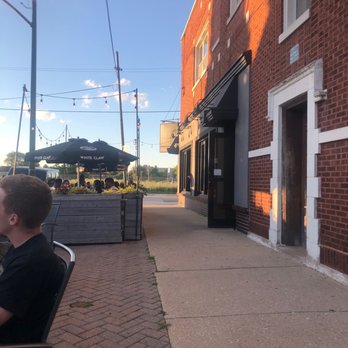 The Nest Bar & Eatery - Patio - Sports Bars Near Me - Chicago, Illinois The Nest Bar & Eatery - Patio - Sports Bars Near Me - Chicago, Illinois