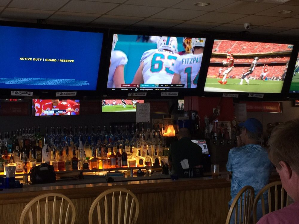THE END ZONE SPORTS BAR & BILLIARDS Updated September 2024 16